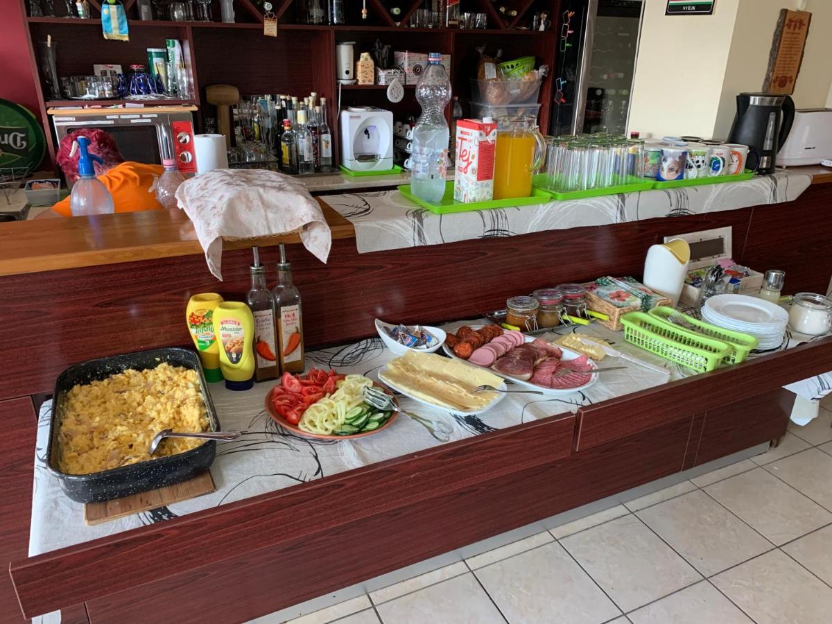 Nagybajom Bibic Vendeghazak酒店 外观 照片